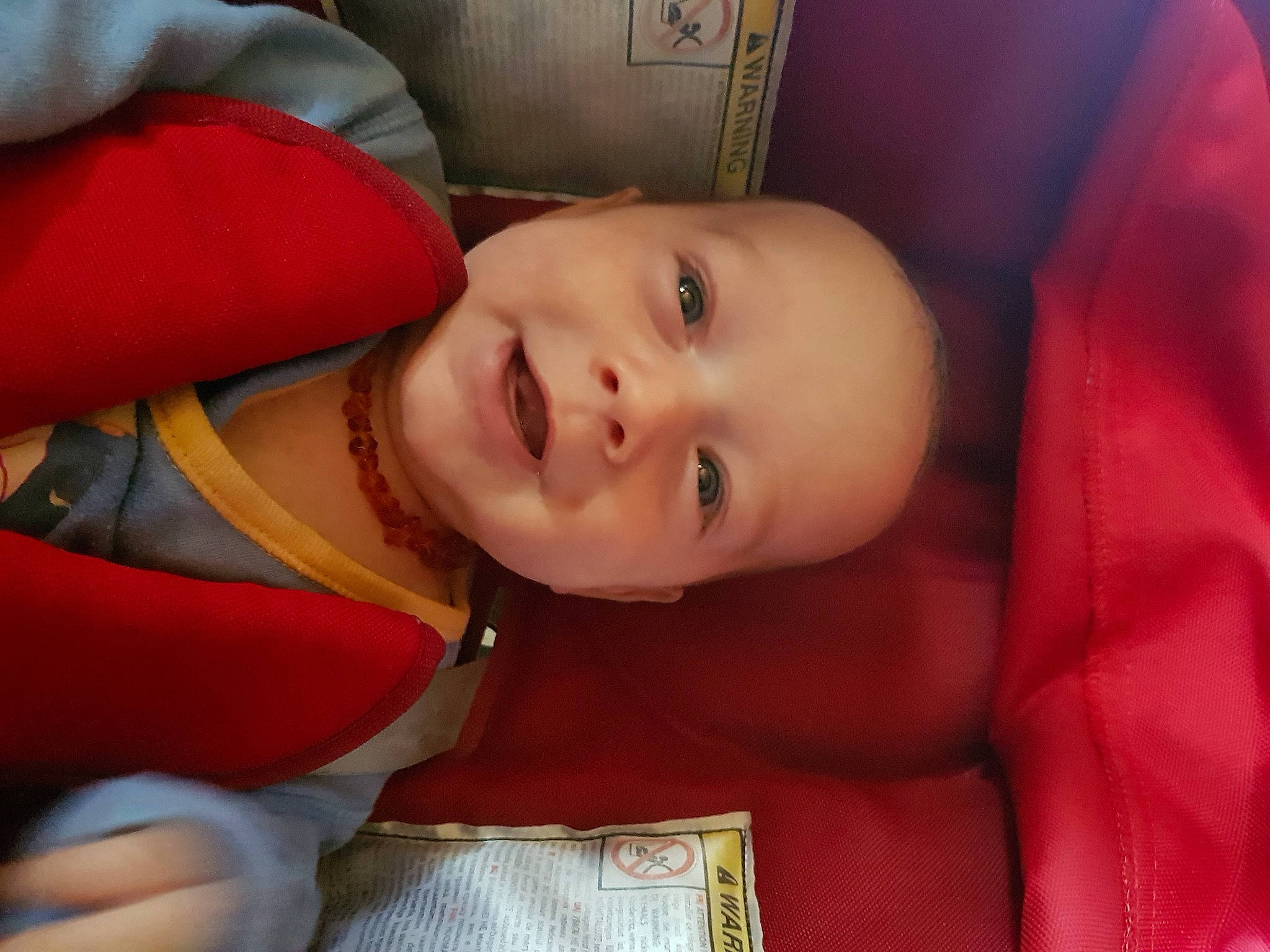 Esteban a rejoint le concours — aidez-le/la à gagner de superbes lots ! abdomen, baby, cheek, chest, child, comfort, eye, fun, hair, happy, head, human_body, lip, mouth, nose, person, skin, smile, toddler, trunk