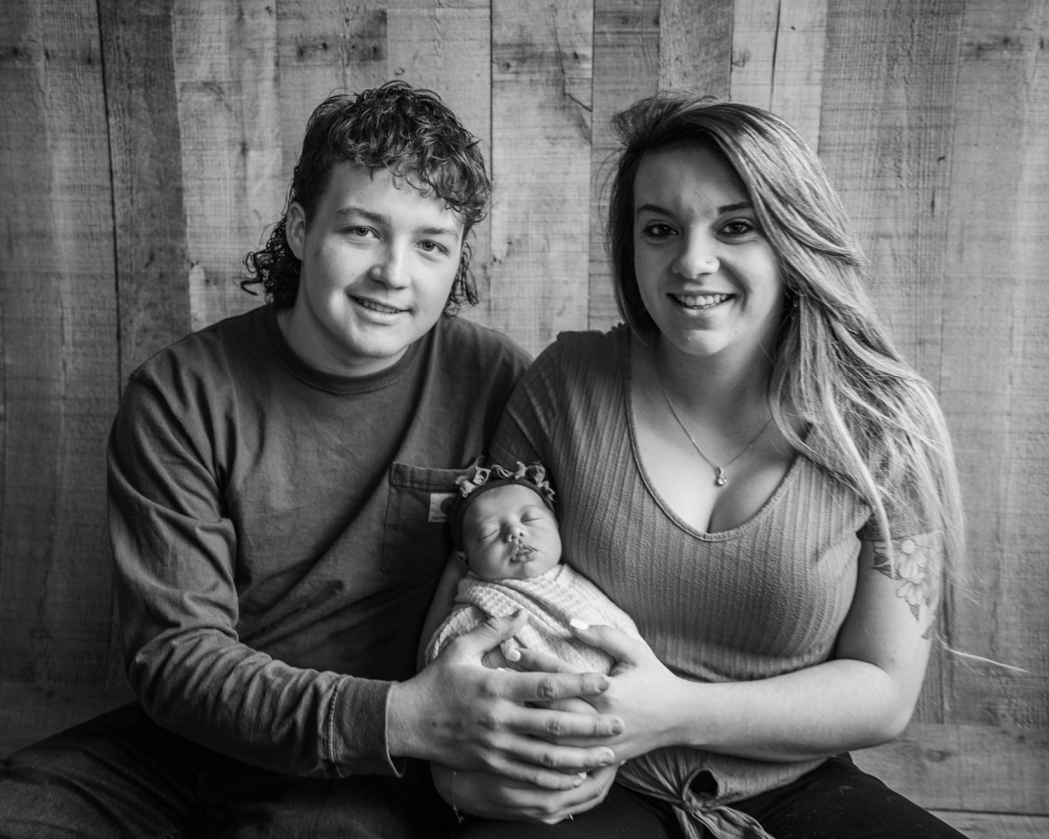 Kynslee is registered to the contest to win money with this photo: arm, baby, black_and_white, eye, face, facial_expression, family_taking_photos_together, flash_photography, fun, gesture, grey, hairstyle, happy, head, interaction, joy, monochrome, monochrome_photography, person, smile