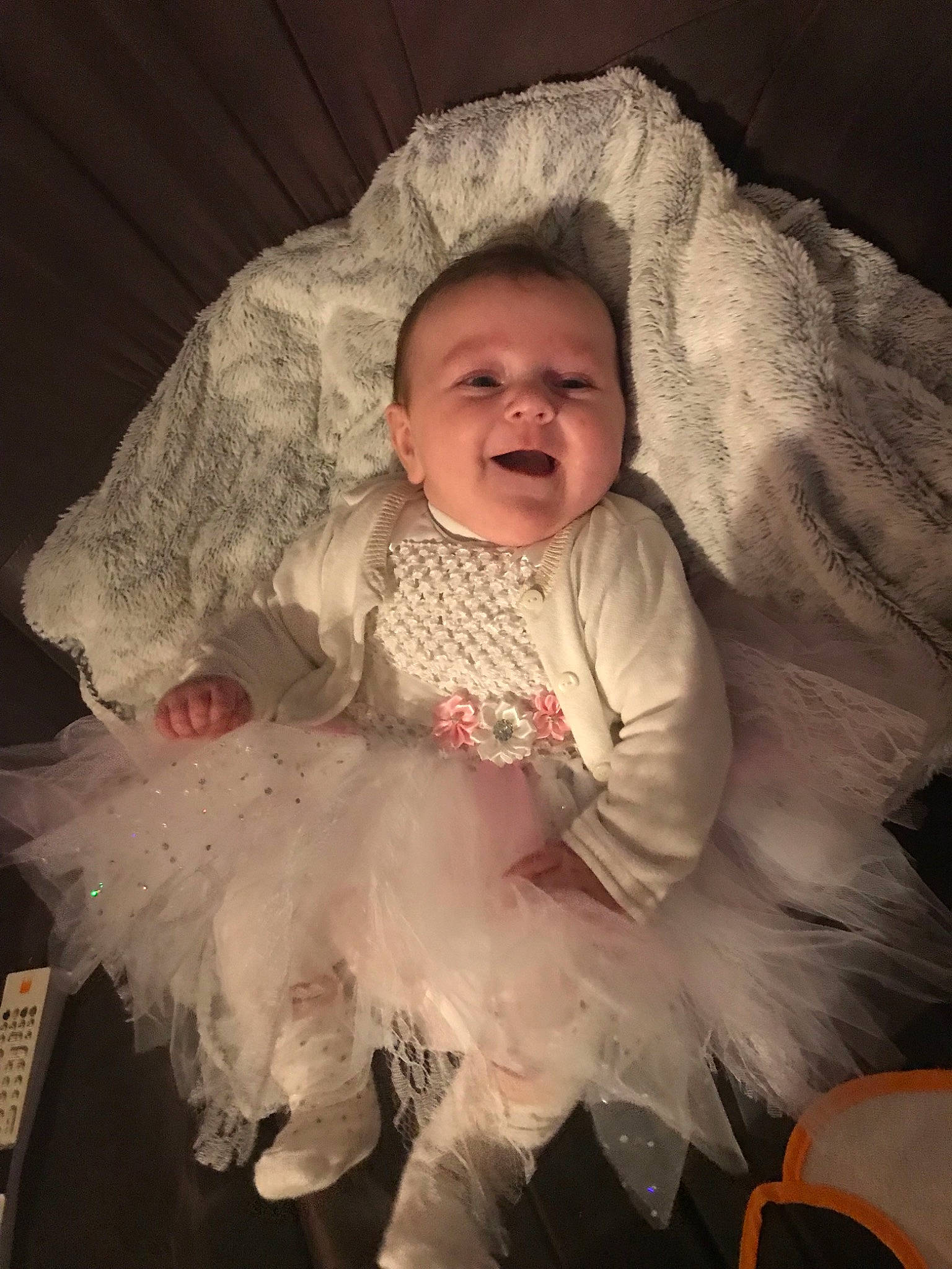 Bethany participe au concours pour gagner de l'argent avec cette photo : child, costume, day, fun, fur, girl, hair_accessory, head, human_hair_color, infant, iris, person, product, skin, smile, textile, toddler