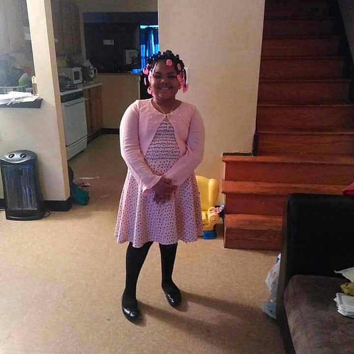 Susie is registered to the contest to win money with this photo: costume, dress, fashion, footwear, fun, house, human_leg, joy, leg, person, pink, room, selfie, shoe, shoulder, tights, vacation