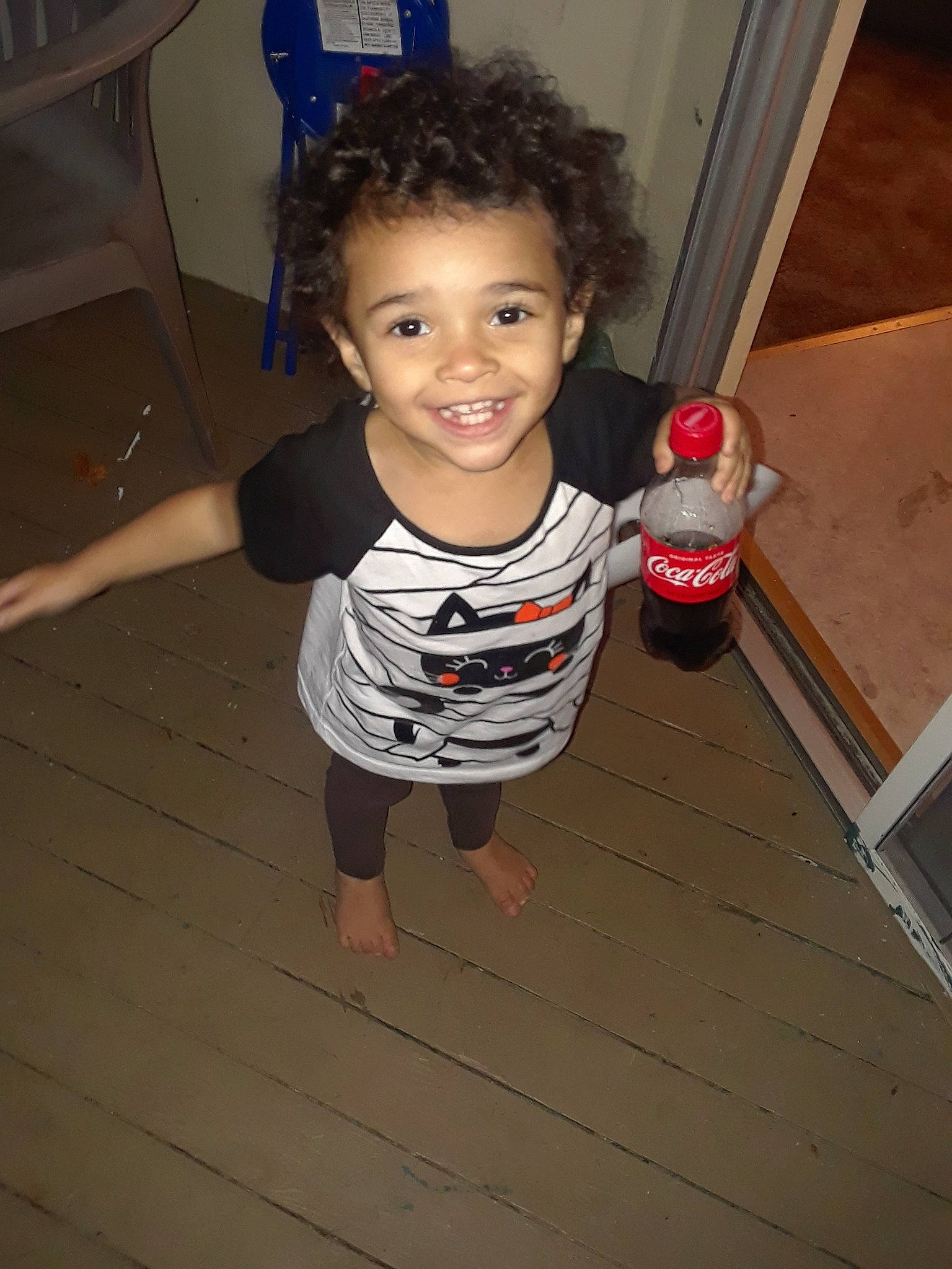 Jayliana is registered to the contest to win money with this photo: child, floor, flooring, joy, person, play, shoulder, standing, toddler