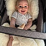 Swan participe au concours pour gagner de l'argent avec cette photo : baby, baby_gear, car_seat, child, comfort, cozy, cute, face, fuzzy_blanket, happy, head, indoor, infant, person, plush_toy, portrait, seatbelt, smiling, soft_texture, white_clothing