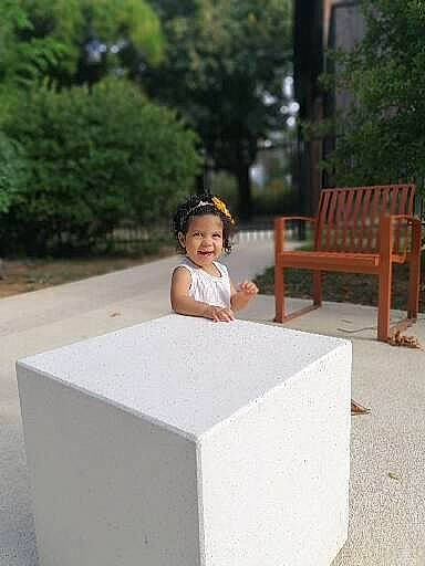 Wellycia-rose a rejoint le concours — aidez-le/la à gagner de superbes lots ! child, concrete, event, flooring, formal_wear, grass, happy, hardwood, joy, leaf, leisure, outdoor_furniture, person, plant, rectangle, sitting, smile, summer, toddler, tree