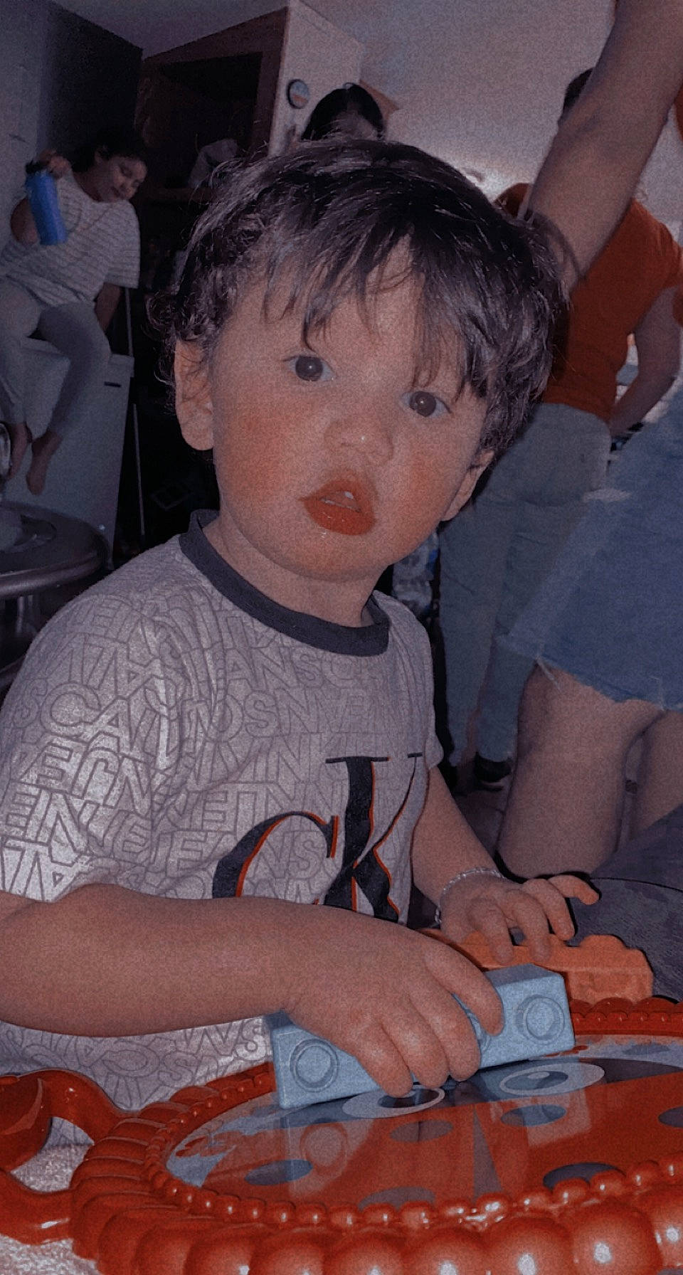 Jesus is registered to the contest to win money with this photo: chair, cheek, chest, child, cool, ear, event, finger, fun, hairstyle, happy, head, mouth, office_supplies, organ, person, sitting, skin, space, surprise