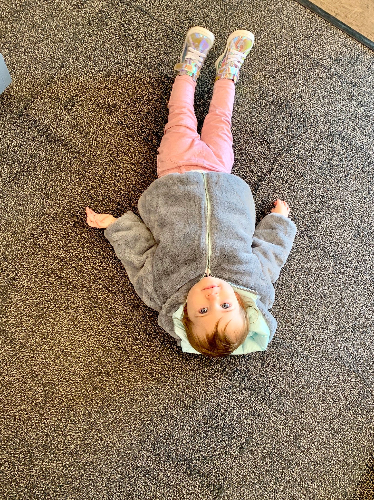 Joanna is registered to the contest to win money with this photo: baby, baby_toddler_clothing, balance, child, finger, gesture, person, toddler, wrist