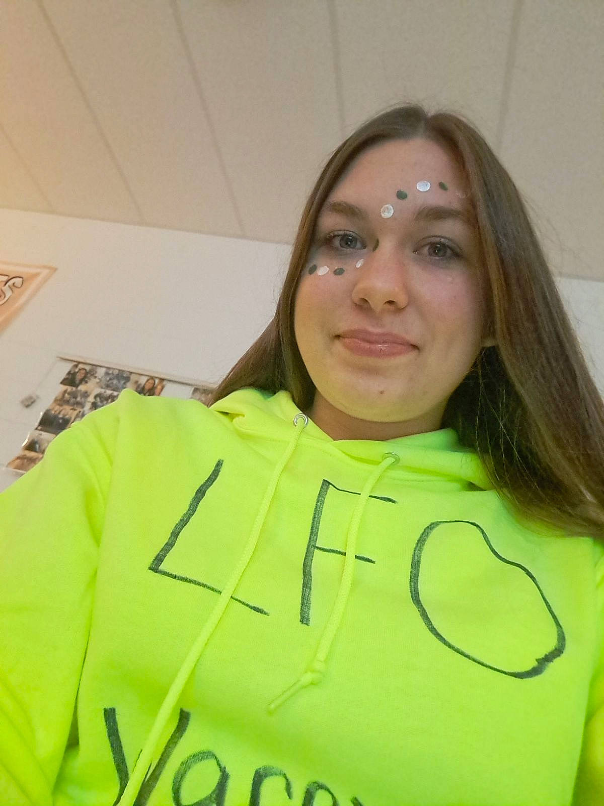 Kaylin is registered to the contest to win money with this photo: cheek, eyebrow, font, forehead, fun, handwriting, happy, high_visibility_clothing, joy, person, selfie, sleeve, smile, t_shirt, throat, top