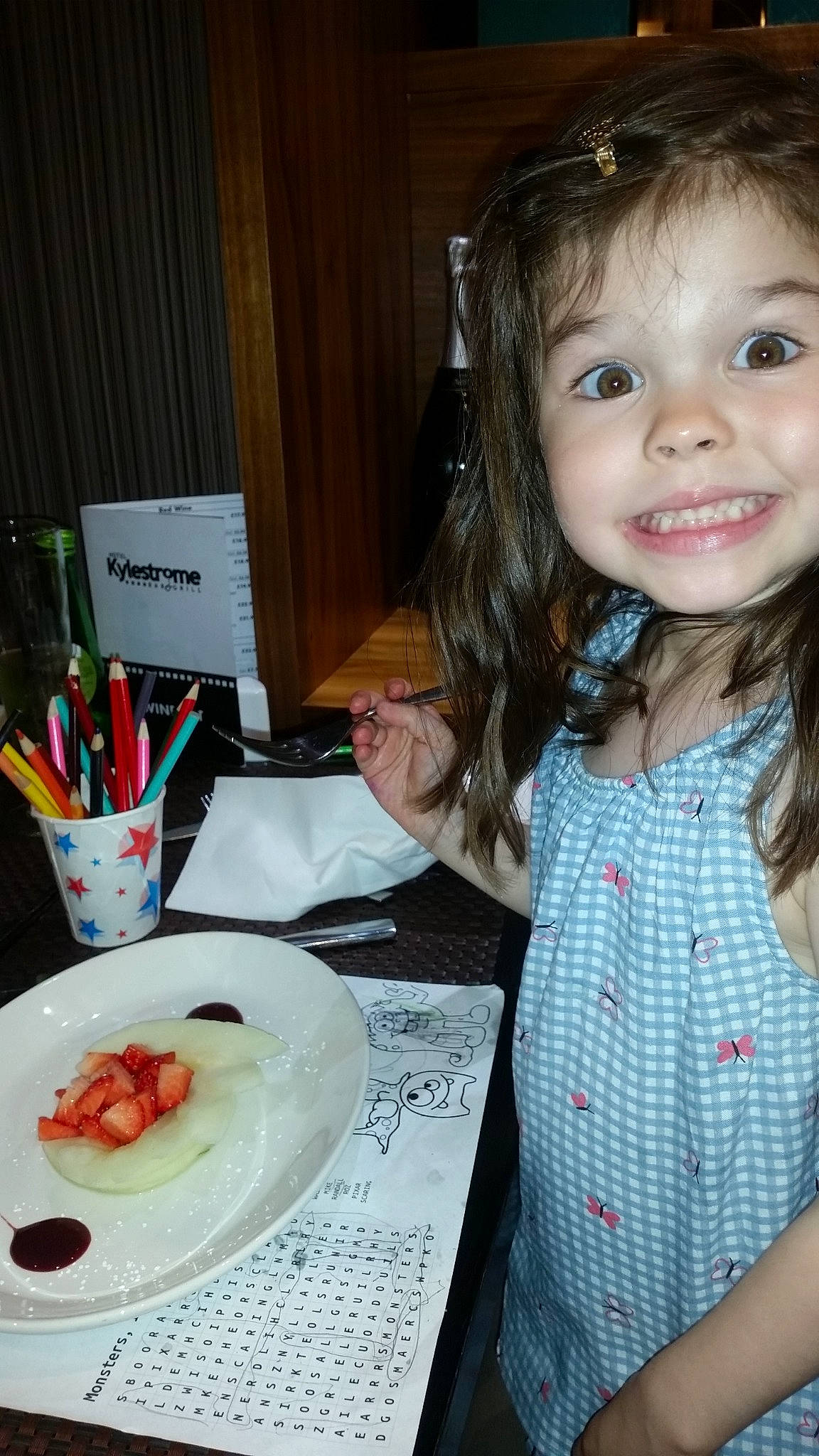 Kaci is registered to the contest to win money with this photo: breakfast, child, comfort_food, cuisine, dish, eating, food, joy, meal, person, side_dish, sweetness, toddler