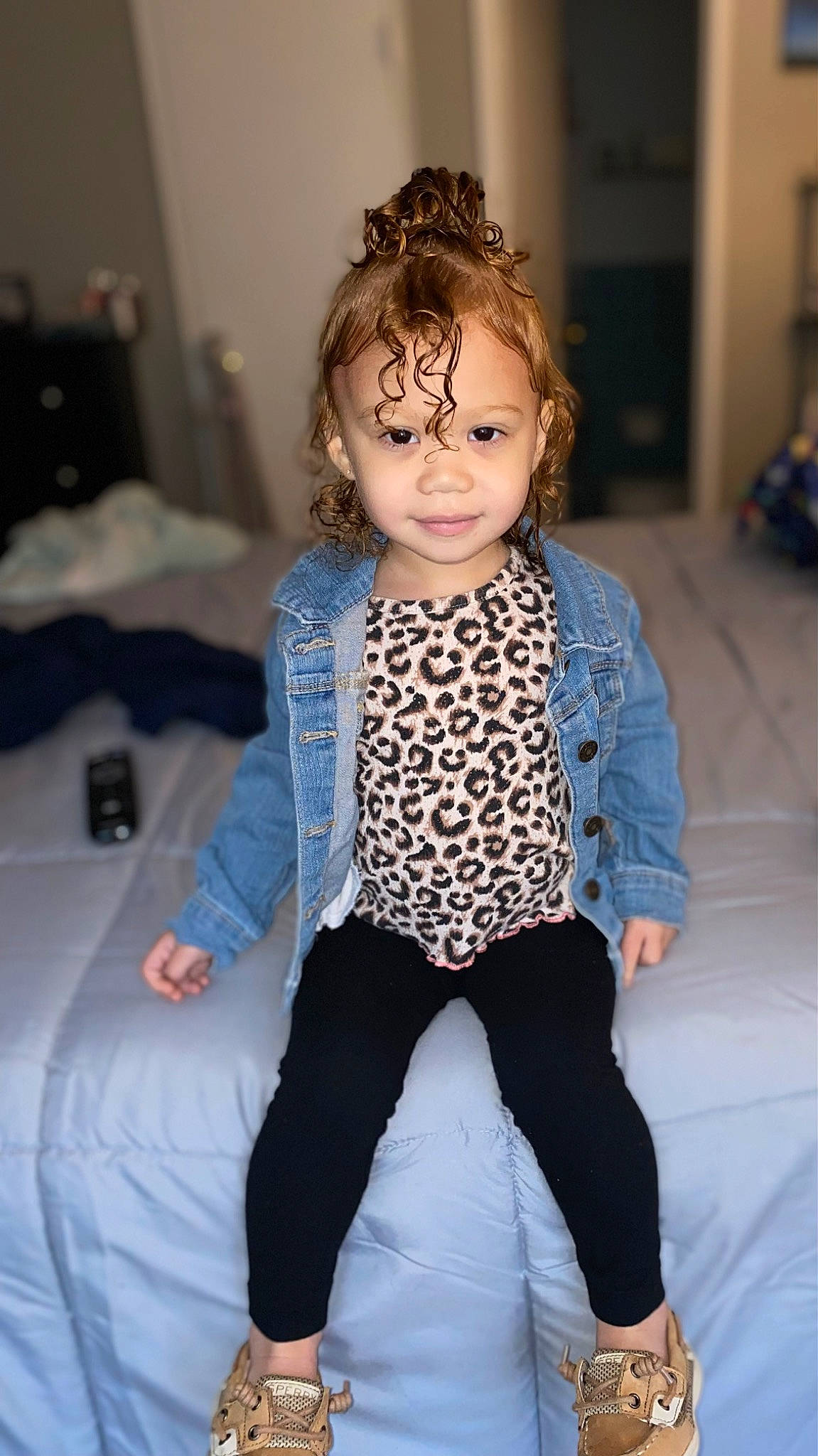 Nala is registered to the contest to win money with this photo: baby_toddler_clothing, cool, electric_blue, eye, eyewear, fashion_design, flash_photography, flooring, fun, hairstyle, happy, head, iris, jewellery, knee, leg, long_hair, person, sleeve, thigh