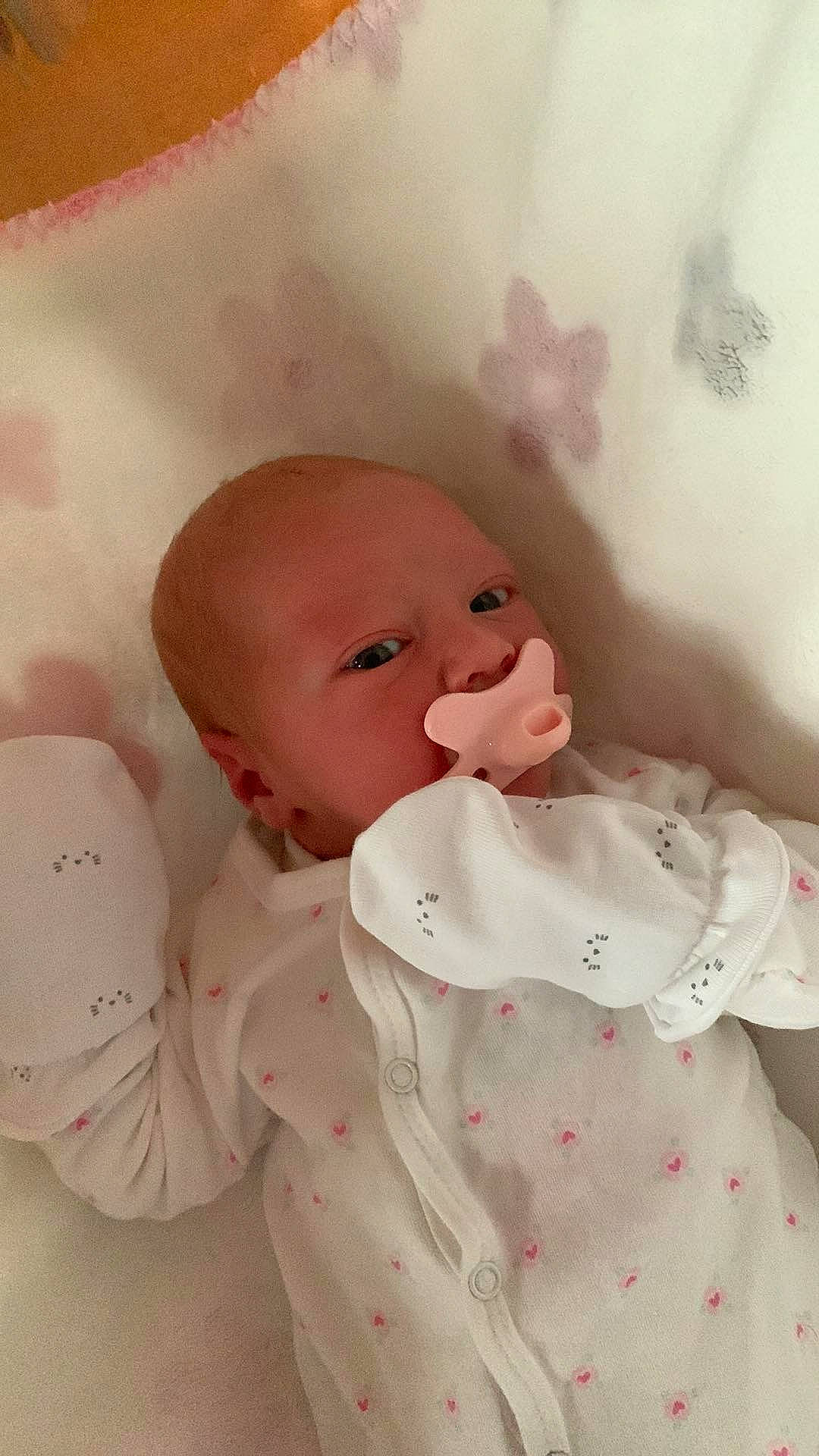 Nathalya a rejoint le concours — aidez-le/la à gagner de superbes lots ! baby, baby_products, baby_sleeping, baby_toddler_clothing, carmine, cheek, child, chin, comfort, face, head, linens, lip, nose, peach, person, pink, room, skin, toddler