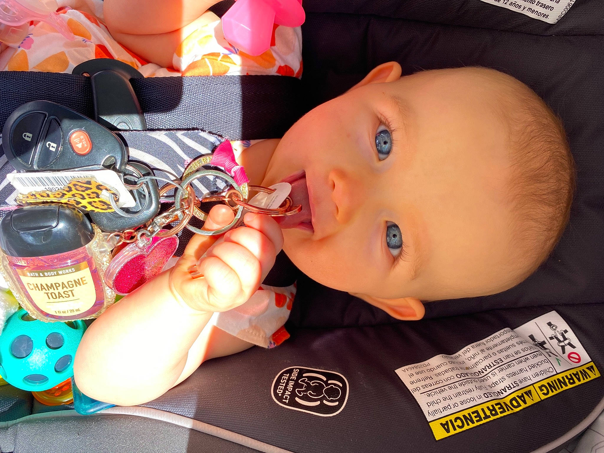 Tenasi Rayne is registered to the contest to win money with this photo: baby, baby_products, baby_toddler_clothing, cheek, child, drinkware, eyelash, fashion_accessory, finger, happy, iris, lip, mouth, nail, nose, orange, person, skin, tableware, toddler