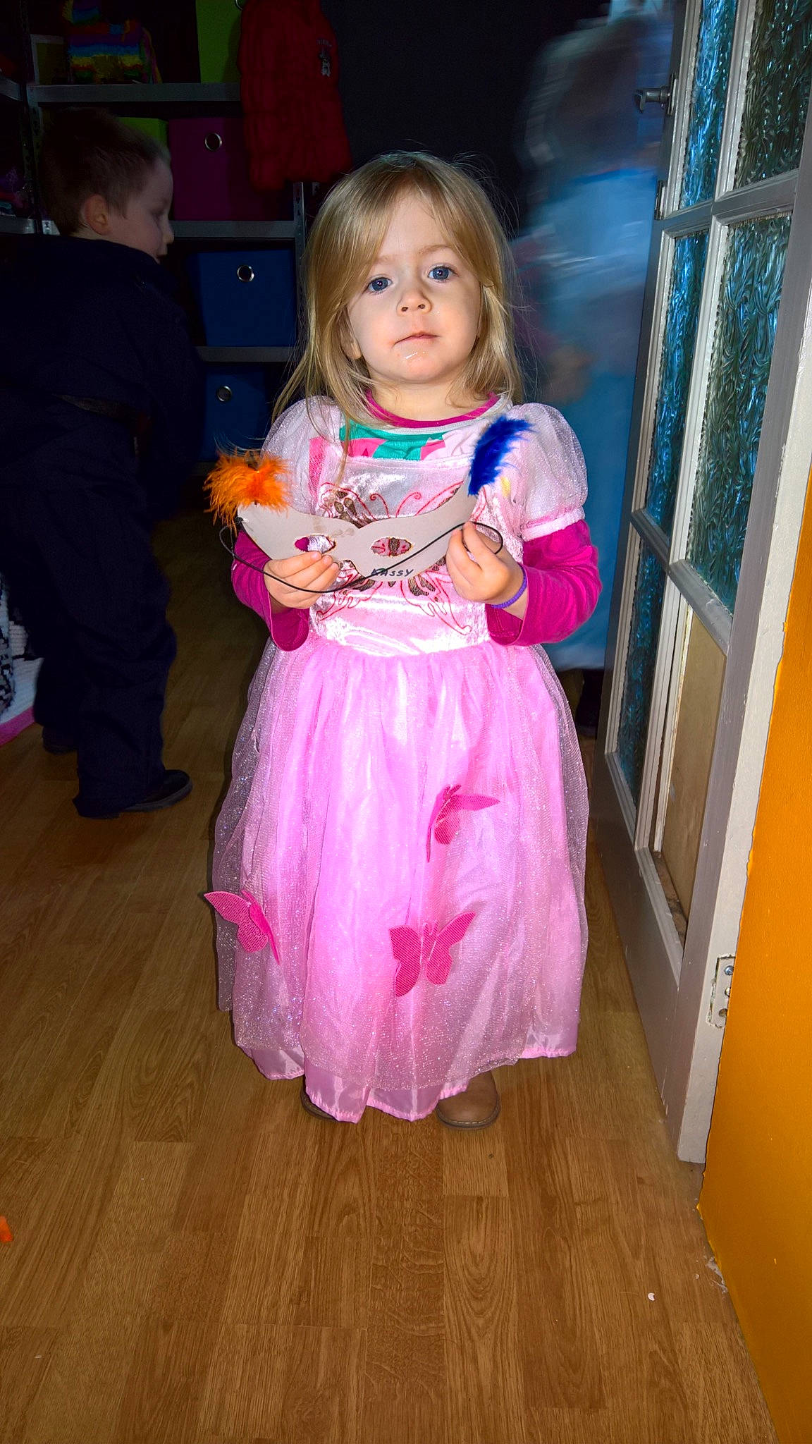 Kassy participe au concours pour gagner de l'argent avec cette photo : beauty, child, clothing, costume, day, dress, flooring, fun, girl, human_hair_color, magenta, person, pink, skin, smile, standing, textile, toddler