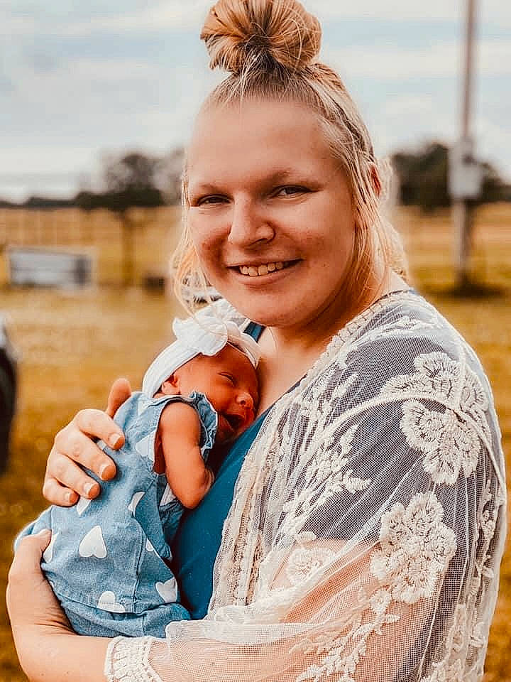 Braxlynn is registered to the contest to win money with this photo: beauty, blond, child, ear, hair, hairstyle, happy, human, joint, joy, long_hair, person, photography, shoulder, sitting, skin, smile