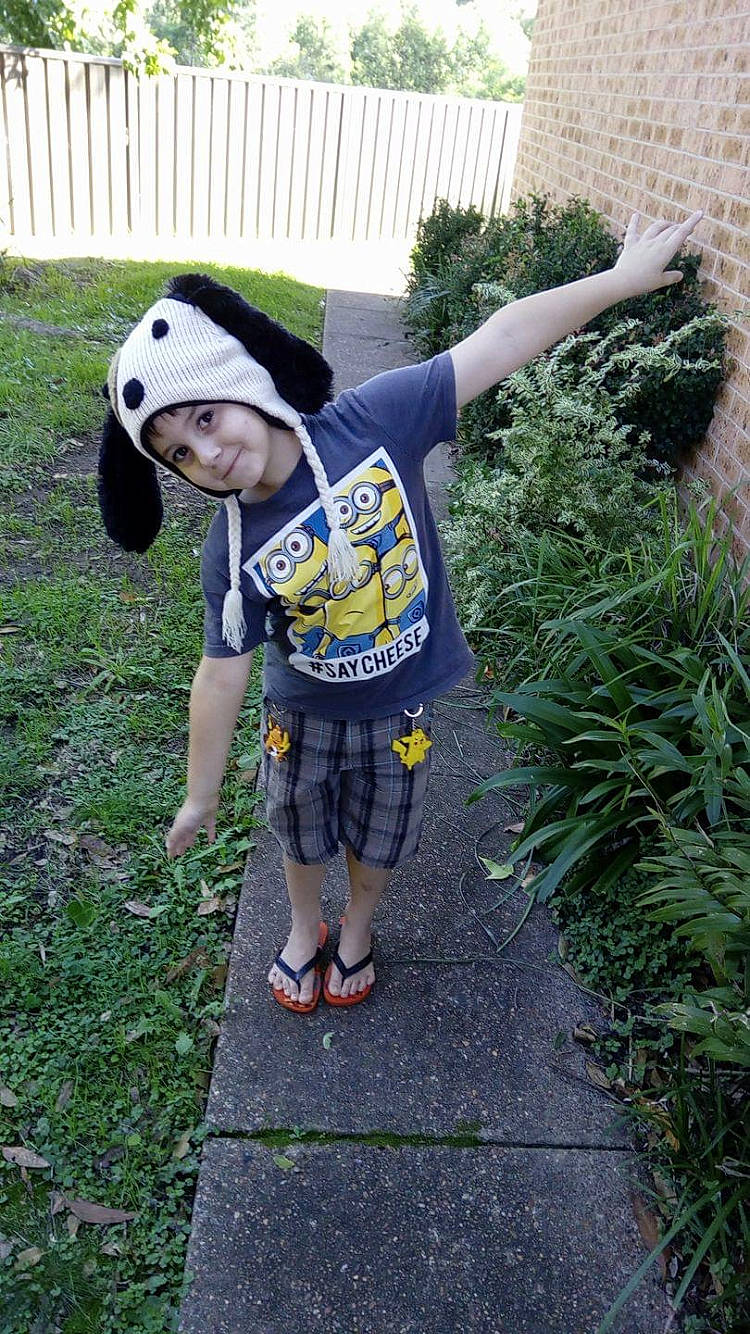 Blade is registered to the contest to win money with this photo: adventure, fun, grass, headwear, joy, leisure, person, plant, recreation, smile