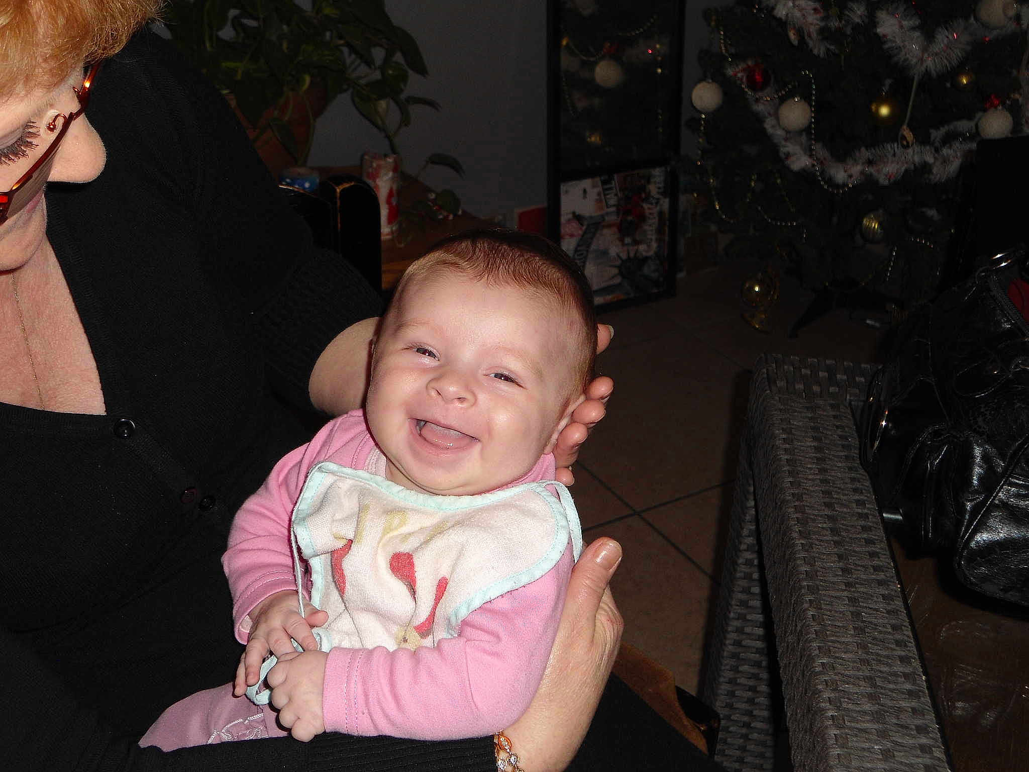 Lily-Rose participe au concours pour gagner de l'argent avec cette photo :
