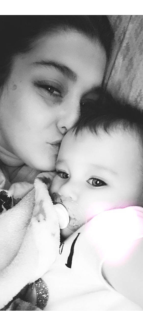 Rayna is registered to the contest to win money with this photo: beauty, black, black_and_white, cheek, child, eye, eyebrow, face, forehead, interaction, lip, love, monochrome_photography, nose, person, photograph, photography, skin, snapshot, toddler