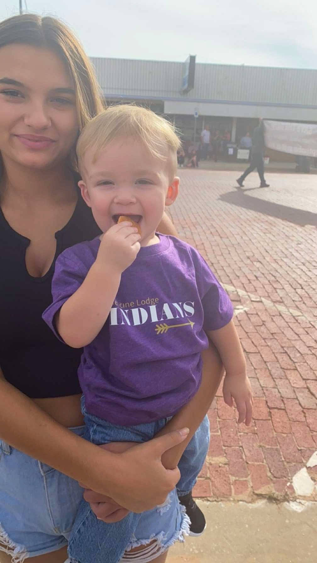 Sawyer joined the competition — help win amazing prizes! cool, eye, finger, fun, gesture, happy, head, iris, jeans, joint, joy, leisure, person, shoulder, skin, smile, standing, summer, thumb, toddler