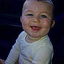 Hugo participe au concours pour gagner de l'argent avec cette photo :