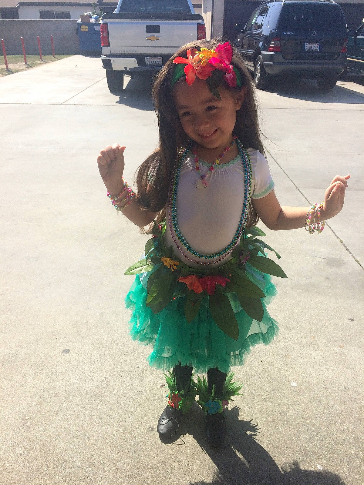 Vianney is registered to the contest to win money with this photo: