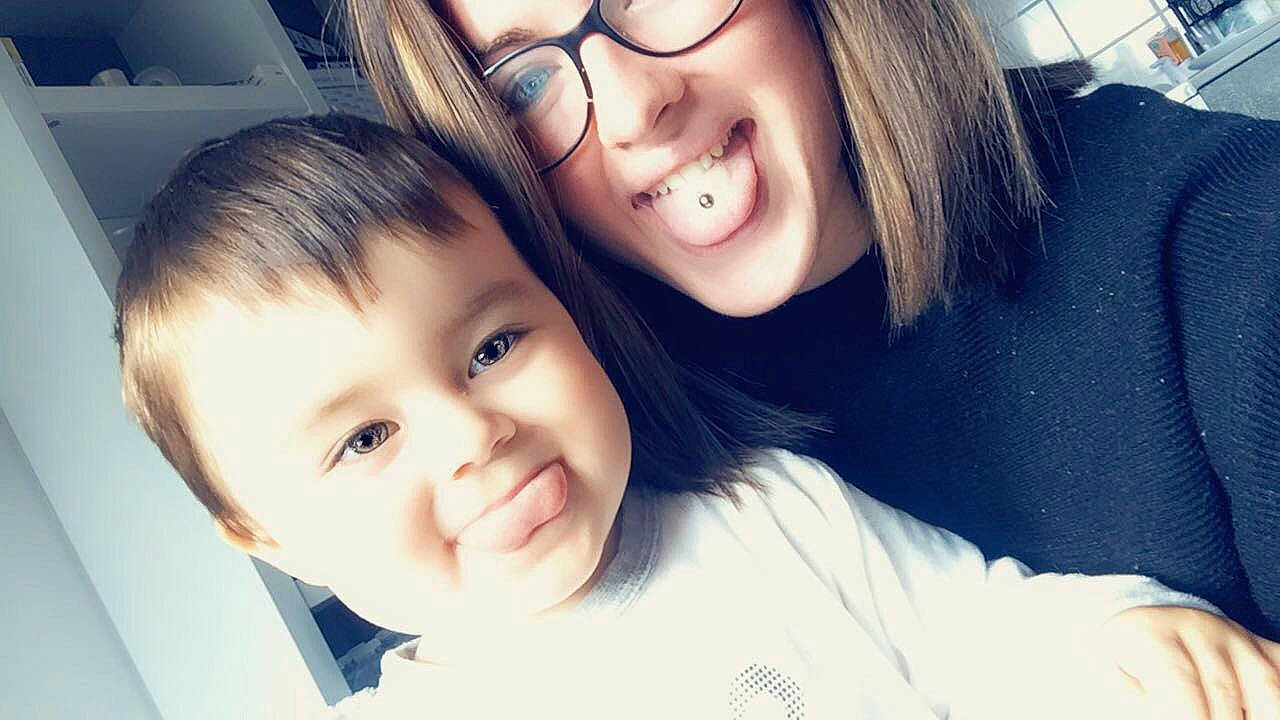 Nolan participe au concours pour gagner de l'argent avec cette photo : beauty, cheek, child, chin, cool, eye, eyebrow, eyewear, face, glasses, hair, head, joy, lip, nose, people, person, selfie, skin, smile