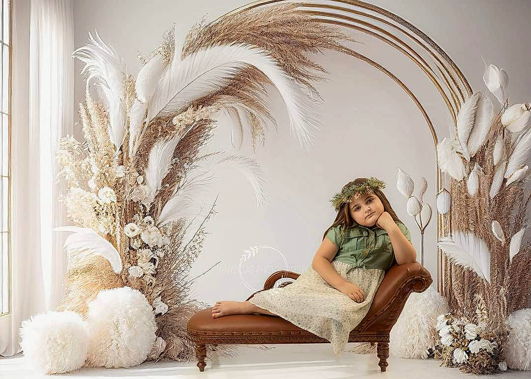Ava is registered to the contest to win money with this photo: art, beauty, branch, brown_hair, cg_artwork, comfort, fashion, fashion_design, feather, flash_photography, floral_design, fur, grass, headpiece, headwear, human_leg, long_hair, person, photograph, plant