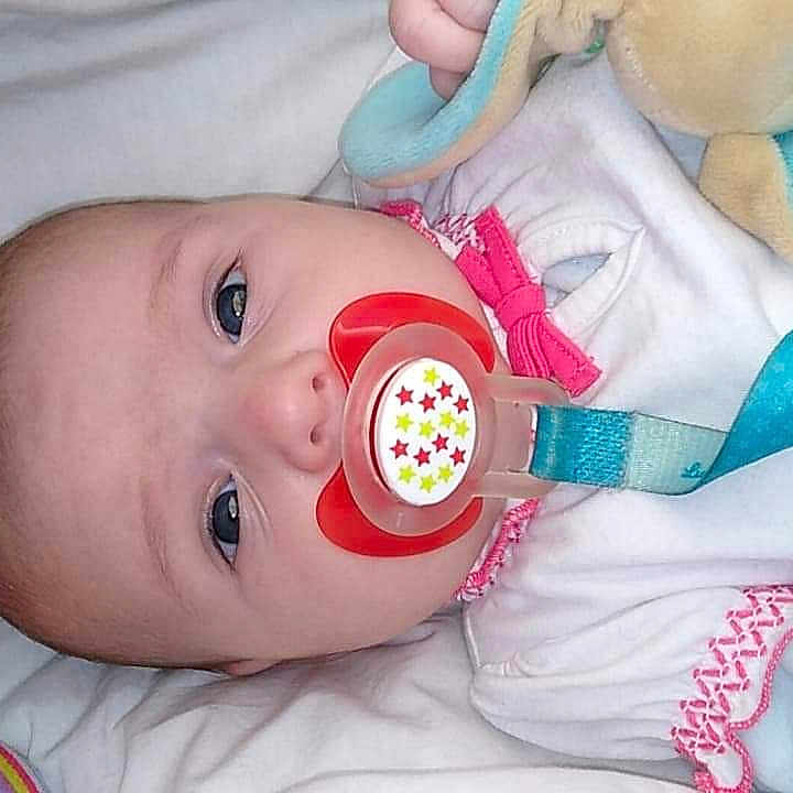 Lilou a rejoint le concours — aidez-le/la à gagner de superbes lots ! baby, baby_products, birth, cheek, child, ear, head, lip, mouth, nose, skin, toddler