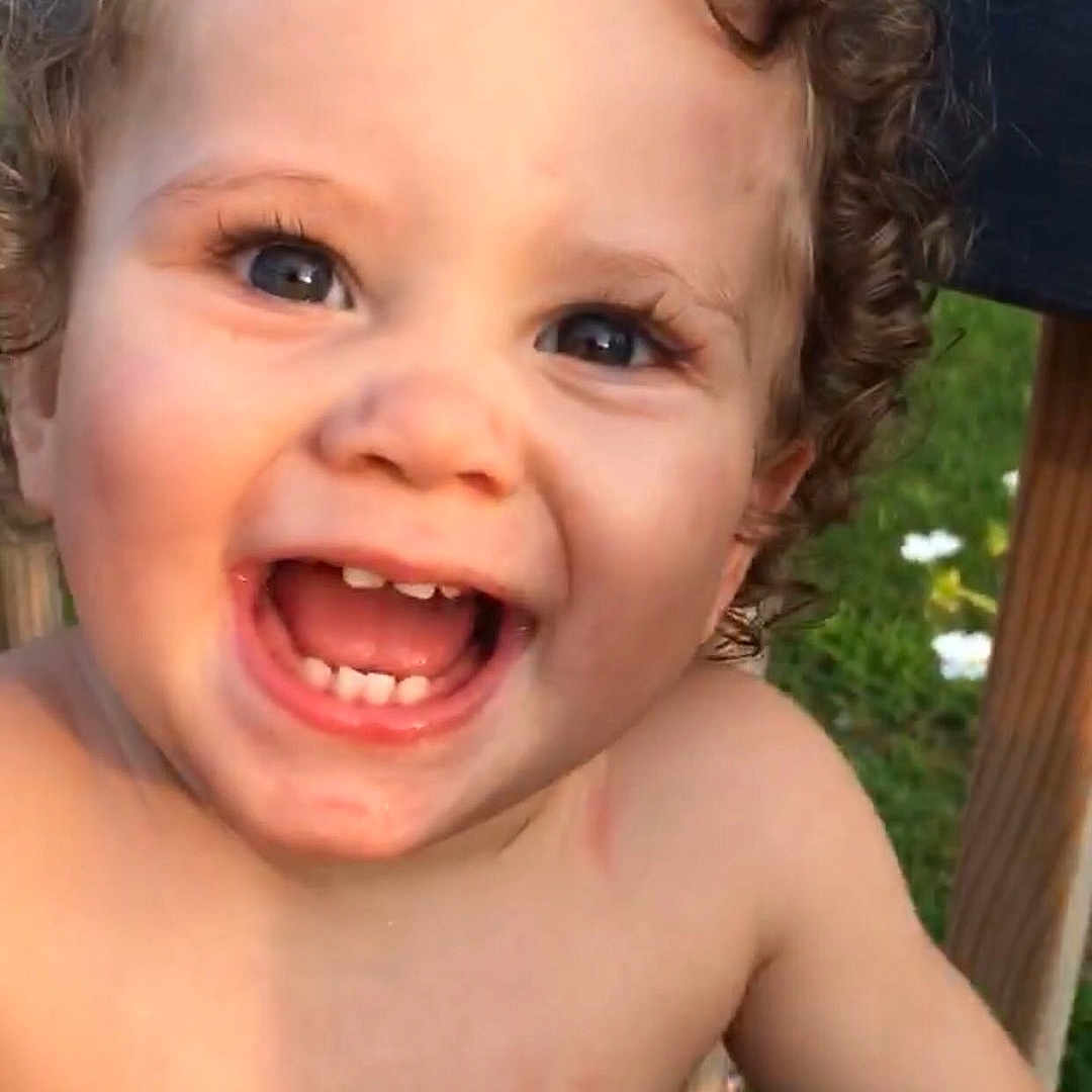 Willie is registered to the contest to win money with this photo: baby, babylaughing, face, happy, head, laughing, person, smile