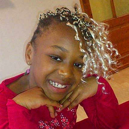Tyana participe au concours pour gagner de l'argent avec cette photo :