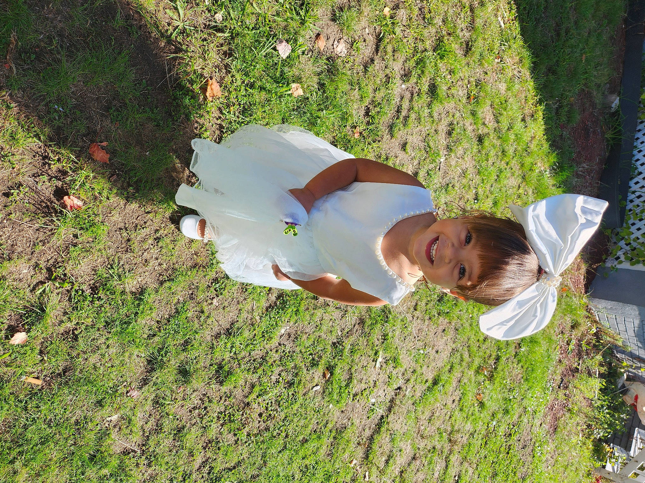 A-valanni joined the competition — help win amazing prizes! elbow, flower, fun, garden, grass, grass_family, grassland, groundcover, happy, hat, joy, landscape, lawn, leisure, people_in_nature, person, plant, shrub, smile, soil