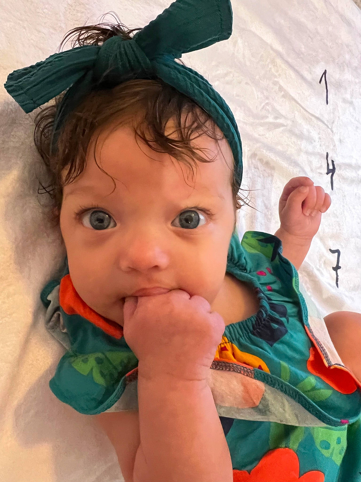 Genevieve is registered to the contest to win money with this photo: cheek, chin, eye, eyebrow, eyelash, facial_expression, forehead, gesture, hairstyle, hand, happy, head, human_body, iris, lip, mouth, neck, nose, organ, person