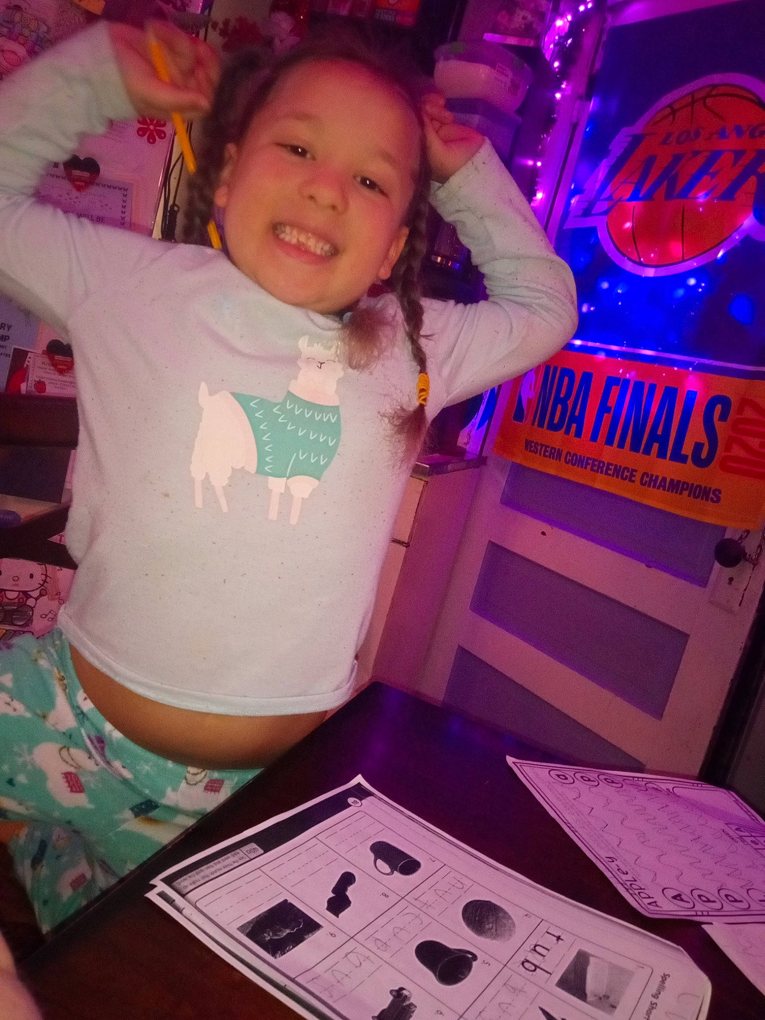 Chloe is registered to the contest to win money with this photo: beauty, event, font, fun, games, happy, joy, leisure, magenta, organ, pattern, person, pink, purple, recreation, sleeve, smile, snapshot, t_shirt, thigh