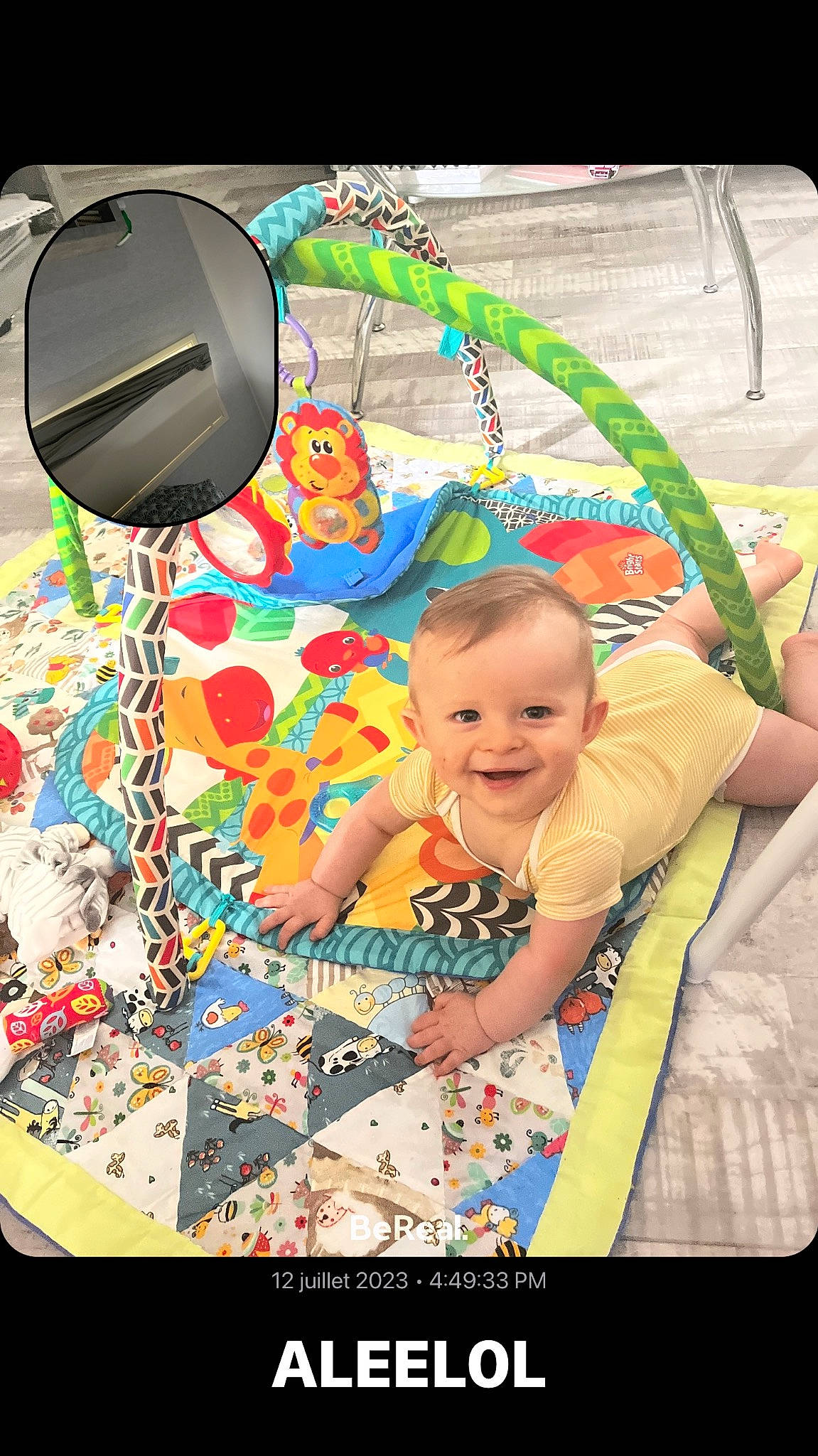 Erwann a rejoint le concours — aidez-le/la à gagner de superbes lots ! art, baby, baby_products, child, circle, event, fun, grass, happy, joy, leisure, linens, pattern, person, personal_protective_equipment, play, recreation, smile, toddler, visual_arts