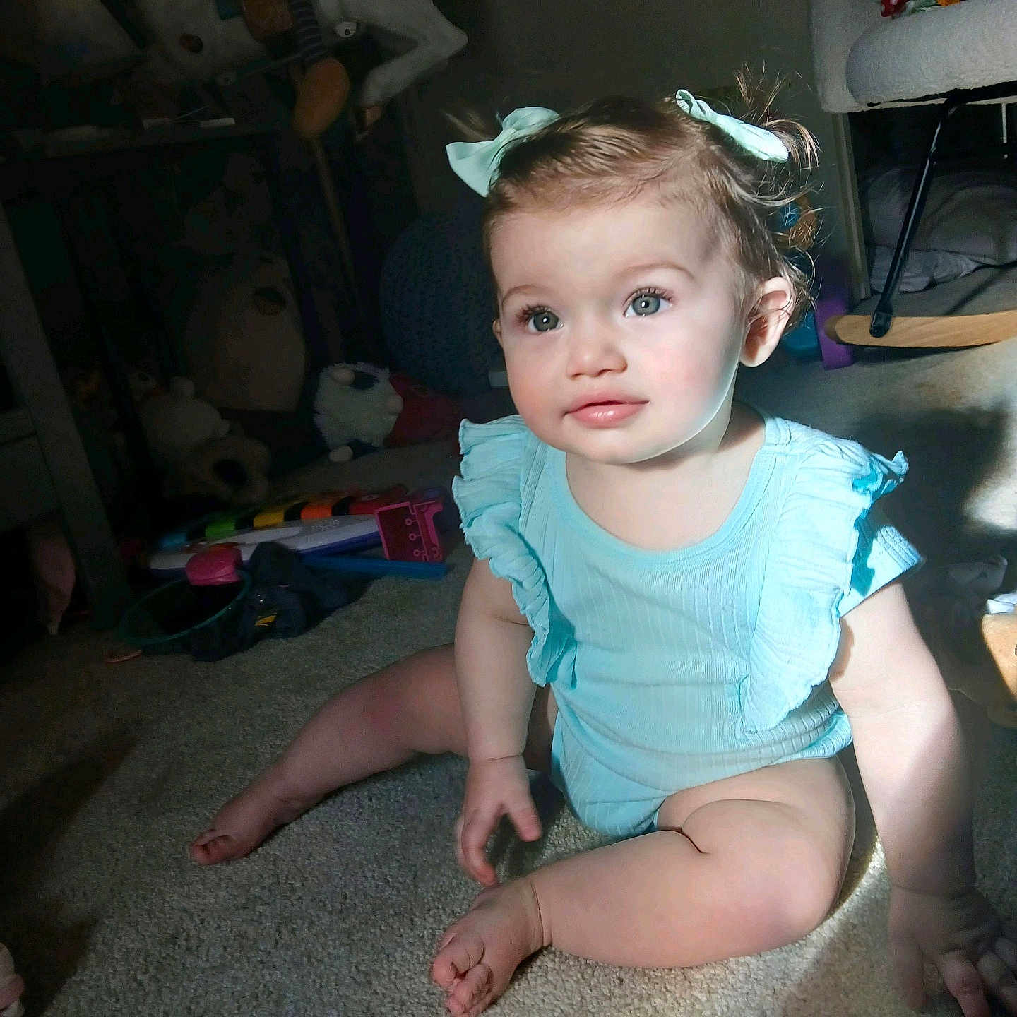 Melainie is registered to the contest to win money with this photo: accessories, animal, baby, barefoot, bodypart, clothing, couch, dress, face, finger, furniture, hand, head, horse, indoors, person, photography, portrait, sitting, t_shirt