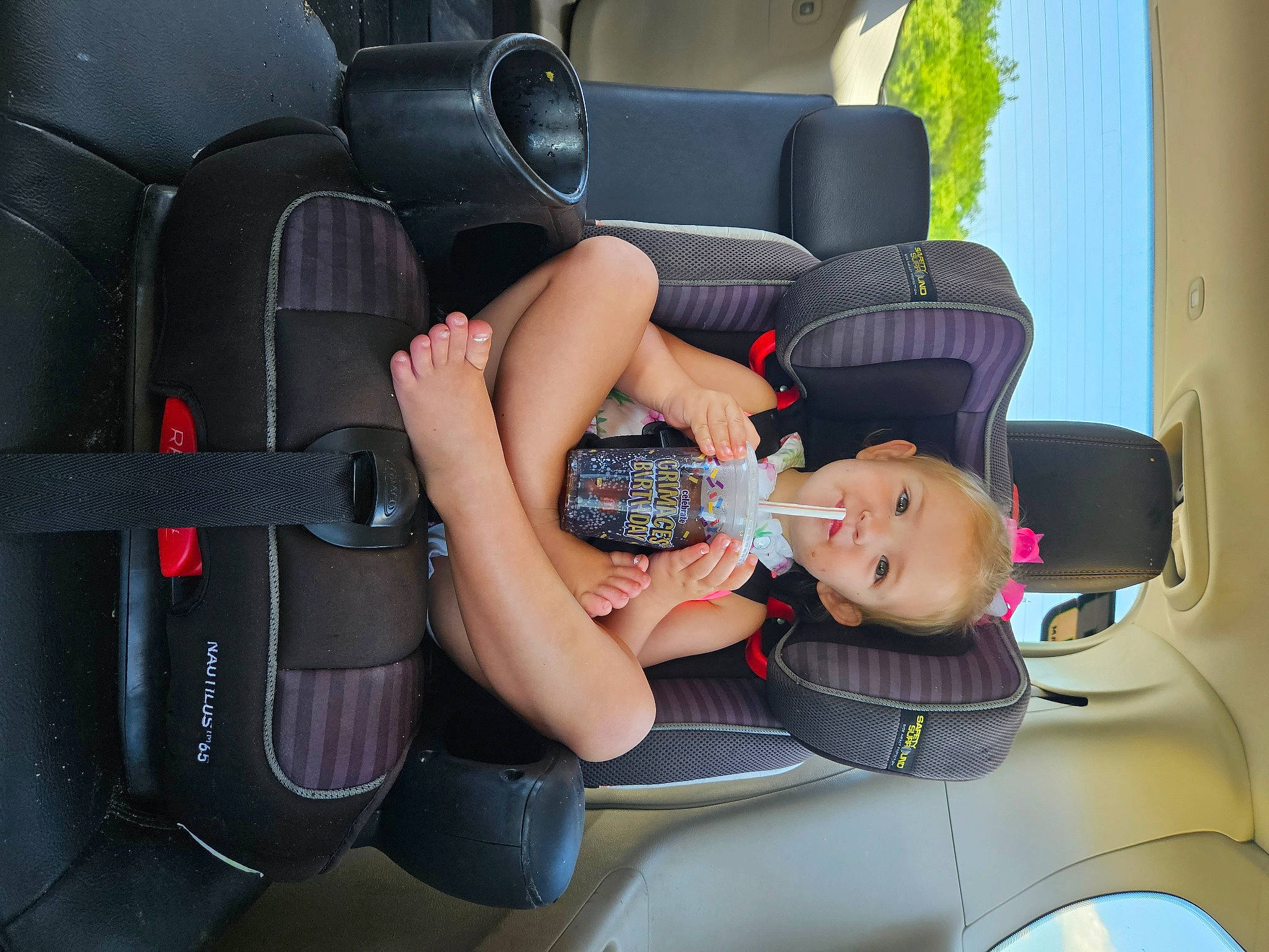 Sky is registered to the contest to win money with this photo: auto_part, automotive_design, automotive_exterior, car, car_seat, car_seat_cover, child, comfort, family_car, finger, fun, head_restraint, joy, luxury_vehicle, mode_of_transport, motor_vehicle, person, personal_luxury_car, product, toddler