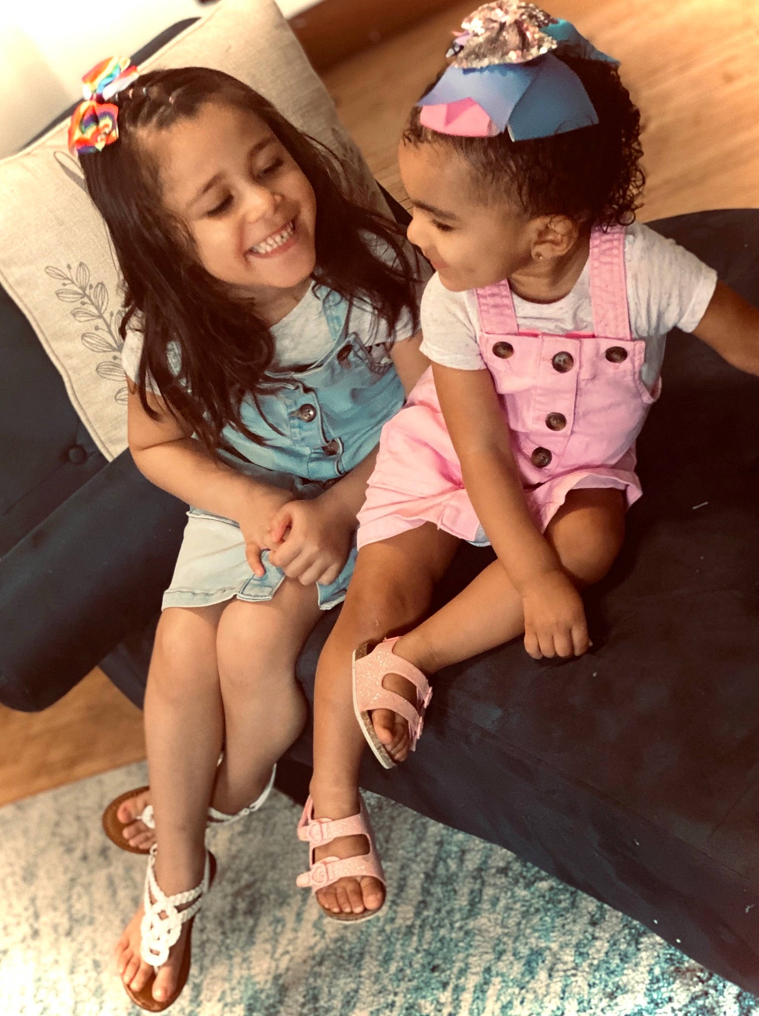 Nalayah is registered to the contest to win money with this photo: eye, face, facial_expression, hair, hairstyle, happy, head, human, joy, leg, mammal, mouth, neck, person, photograph, shoe, shorts, shoulder, skin, sleeve