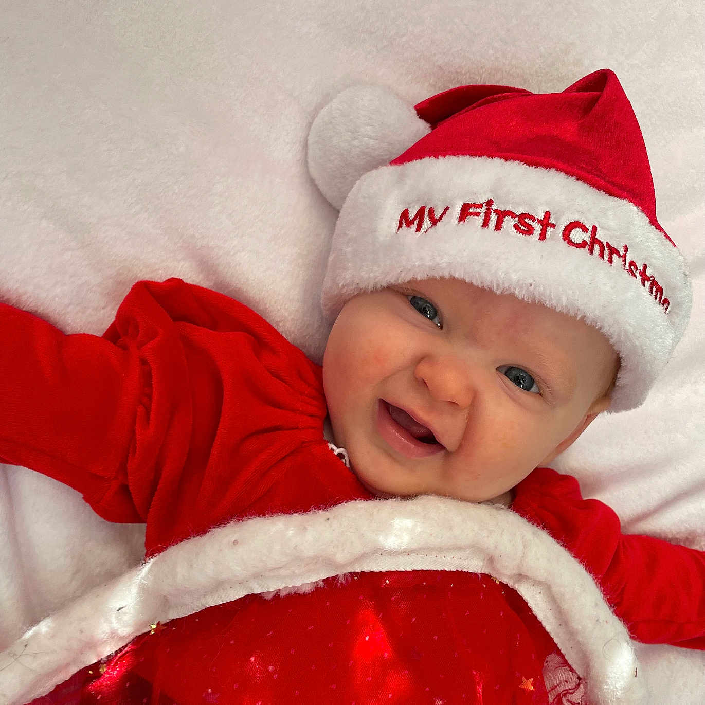 Maylynne is registered to the contest to win money with this photo: baby, bodypart, cap, clothing, face, finger, hand, happy, hat, head, hood, hoodie, knitwear, newborn, person, photography, portrait, smile, sweater, sweatshirt