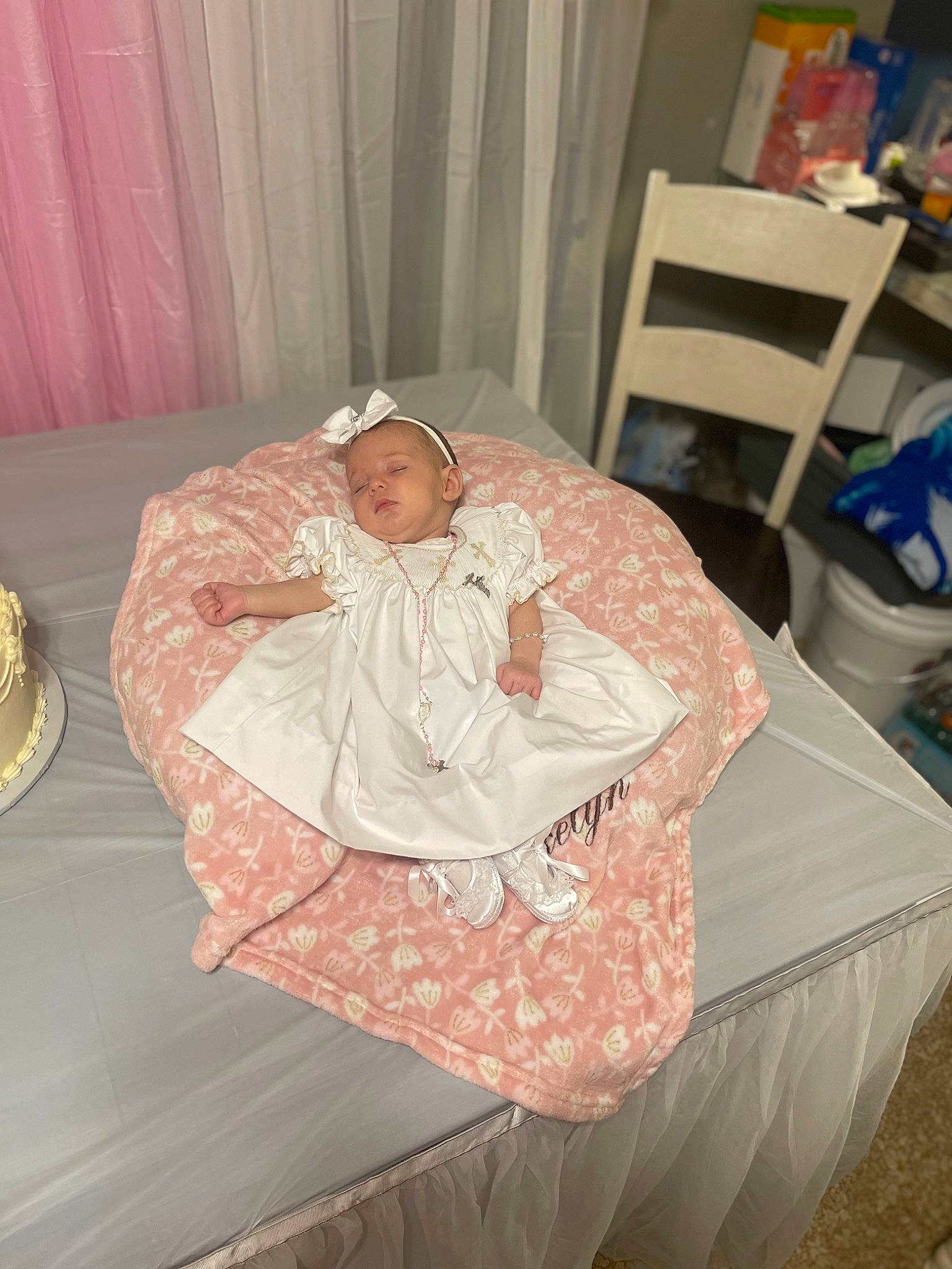 Lakelyn is registered to the contest to win money with this photo: baby, baby_products, bedding, chair, child, comfort, curtain, event, flooring, hardwood, infant_bed, linens, peach, person, room, sitting, tablecloth, tableware, textile, toddler