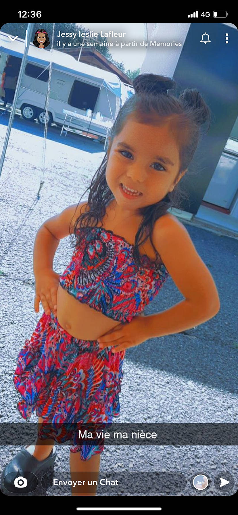 Milena participe au concours pour gagner de l'argent avec cette photo : abdomen, azure, blue, dress, electric_blue, flash_photography, fun, hairstyle, happy, human_leg, joy, leisure, long_hair, magenta, person, shoulder, skin, smile, thigh, toddler