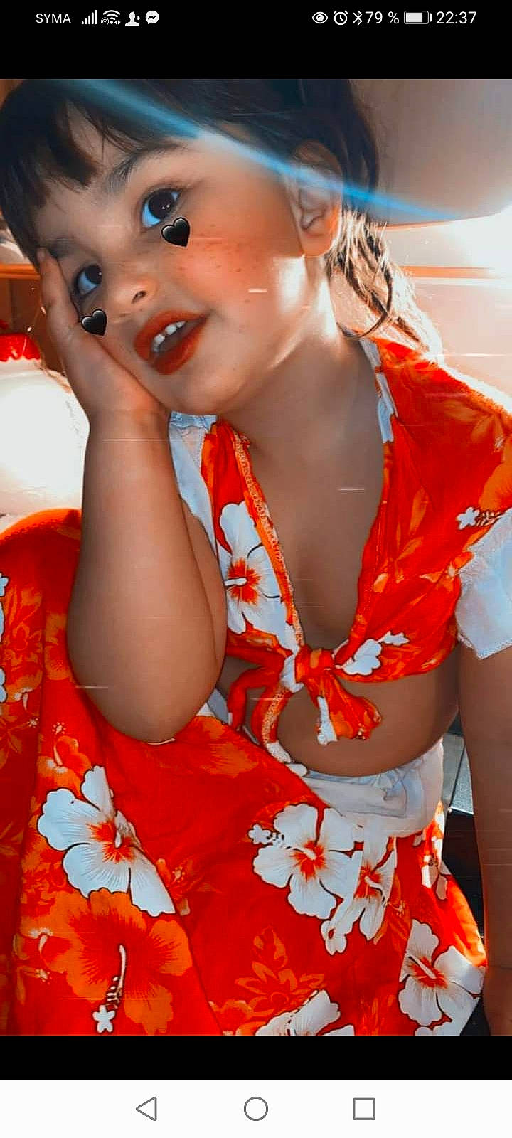 Maïvy participe au concours pour gagner de l'argent avec cette photo : beauty, chin, event, eyelash, face, fashion, fashion_design, fun, happy, human_body, jewellery, lip, muscle, necklace, orange, organ, person, skin, summer, thigh