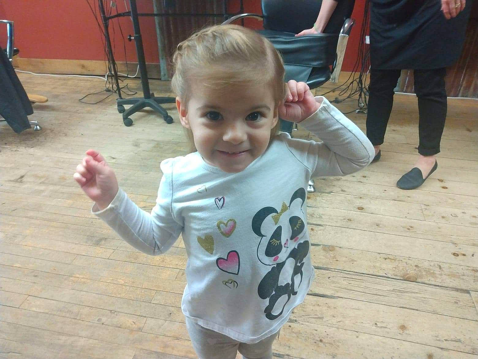 Mazikeen is registered to the contest to win money with this photo: baby, baby_toddler_clothing, chair, cheek, child, clothing, eye, flooring, fun, gesture, hand, happy, joint, joy, leisure, people, person, skin, sleeve, smile