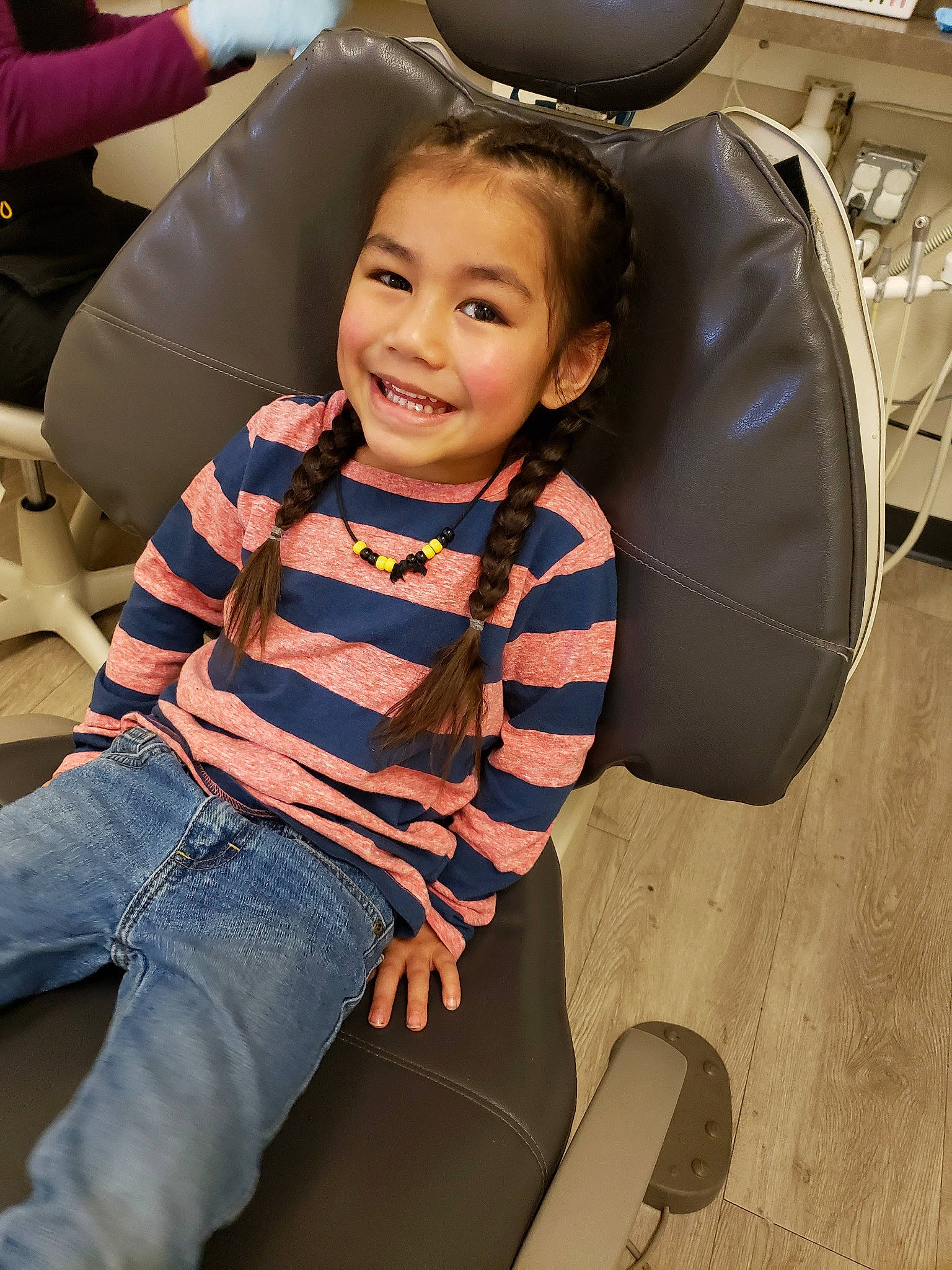 Setefano is registered to the contest to win money with this photo: child, joy, person, sitting, smile, toddler