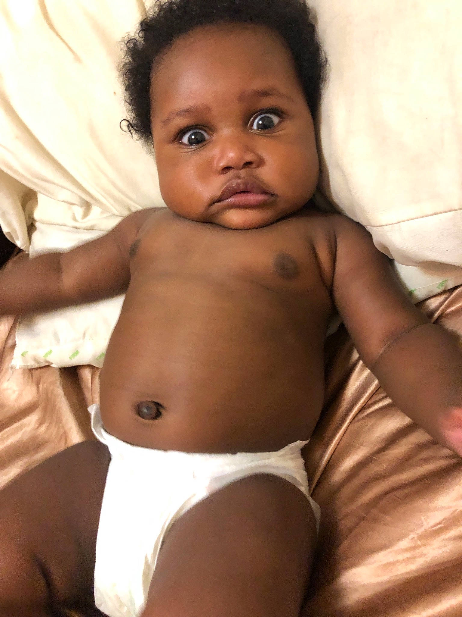 Avia is registered to the contest to win money with this photo: abdomen, baby, black_hair, cheek, child, leg, muscle, person, skin, stomach, thigh, toddler