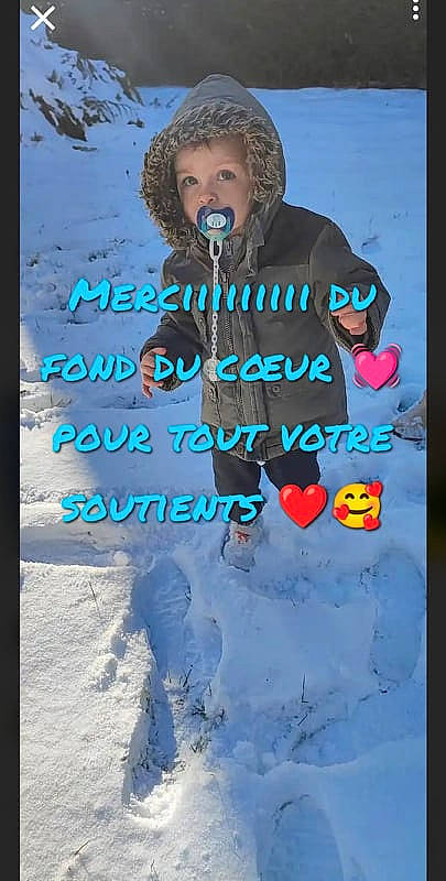 Tymeo a rejoint le concours — aidez-le/la à gagner de superbes lots ! adaptation, advertising, art, beard, cool, electric_blue, fictional_character, font, fun, happy, hat, illustration, jheri_curl, microphone, movie, organism, person, photo_caption, poster, sun_hat