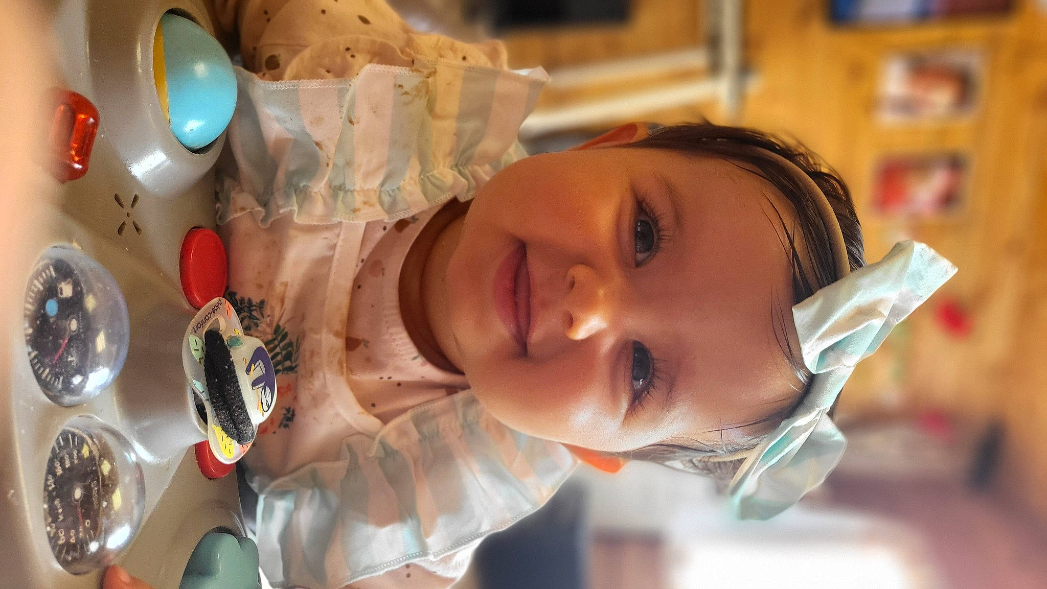 Mariah a rejoint le concours — aidez-le/la à gagner de superbes lots ! baby, child, drinkware, event, eyelash, food, fun, happy, leisure, lip, mouth, nose, person, plastic_bottle, skin, smile, tableware, toddler, vacation, water