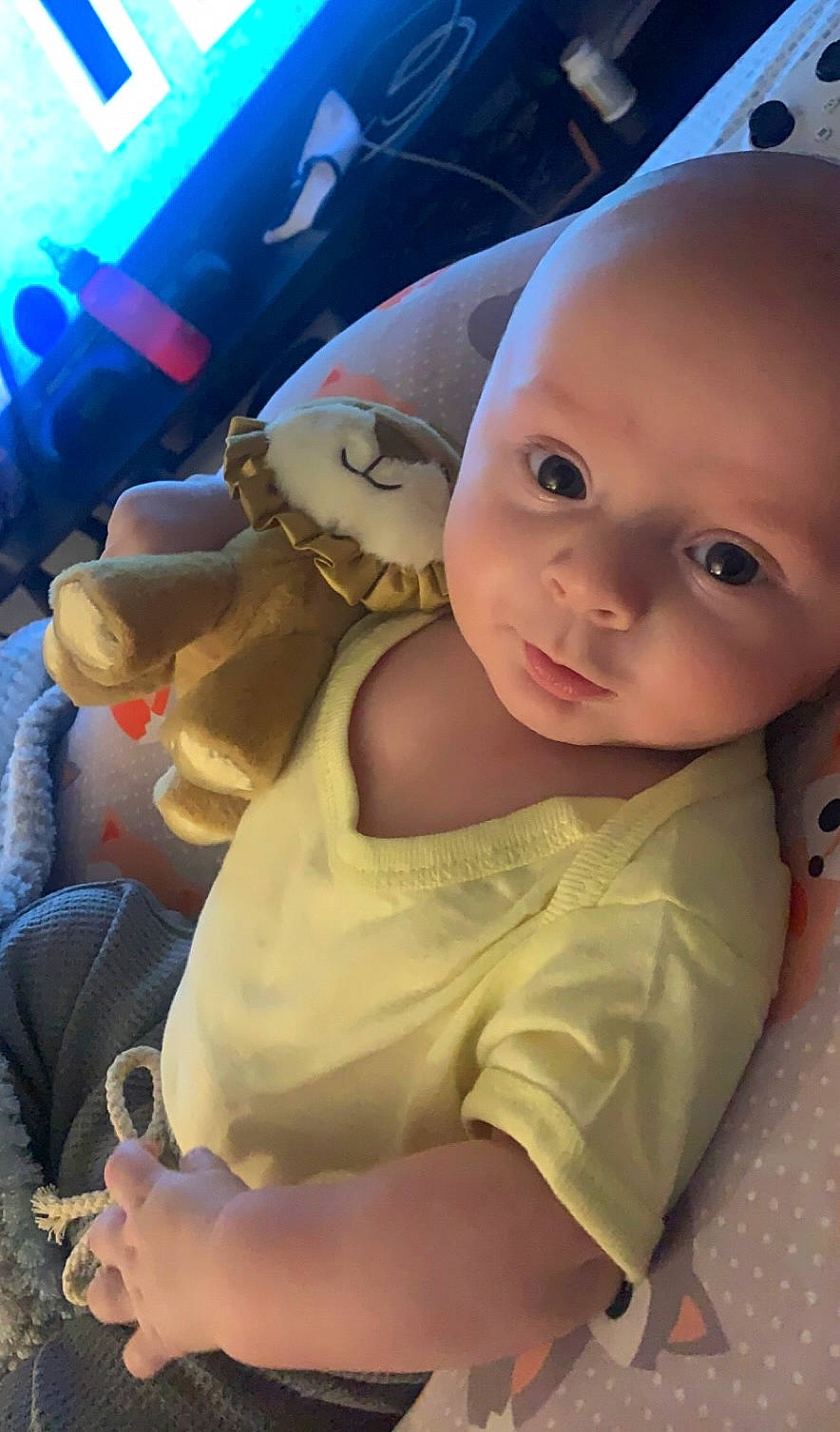 Rylee is registered to the contest to win money with this photo: baby, baby_carriage, baby_products, baby_toddler_clothing, baseball_cap, cap, car_seat, cheek, child, fashion_accessory, finger, fun, happy, hat, helmet, nose, person, sitting, skin, sun_hat