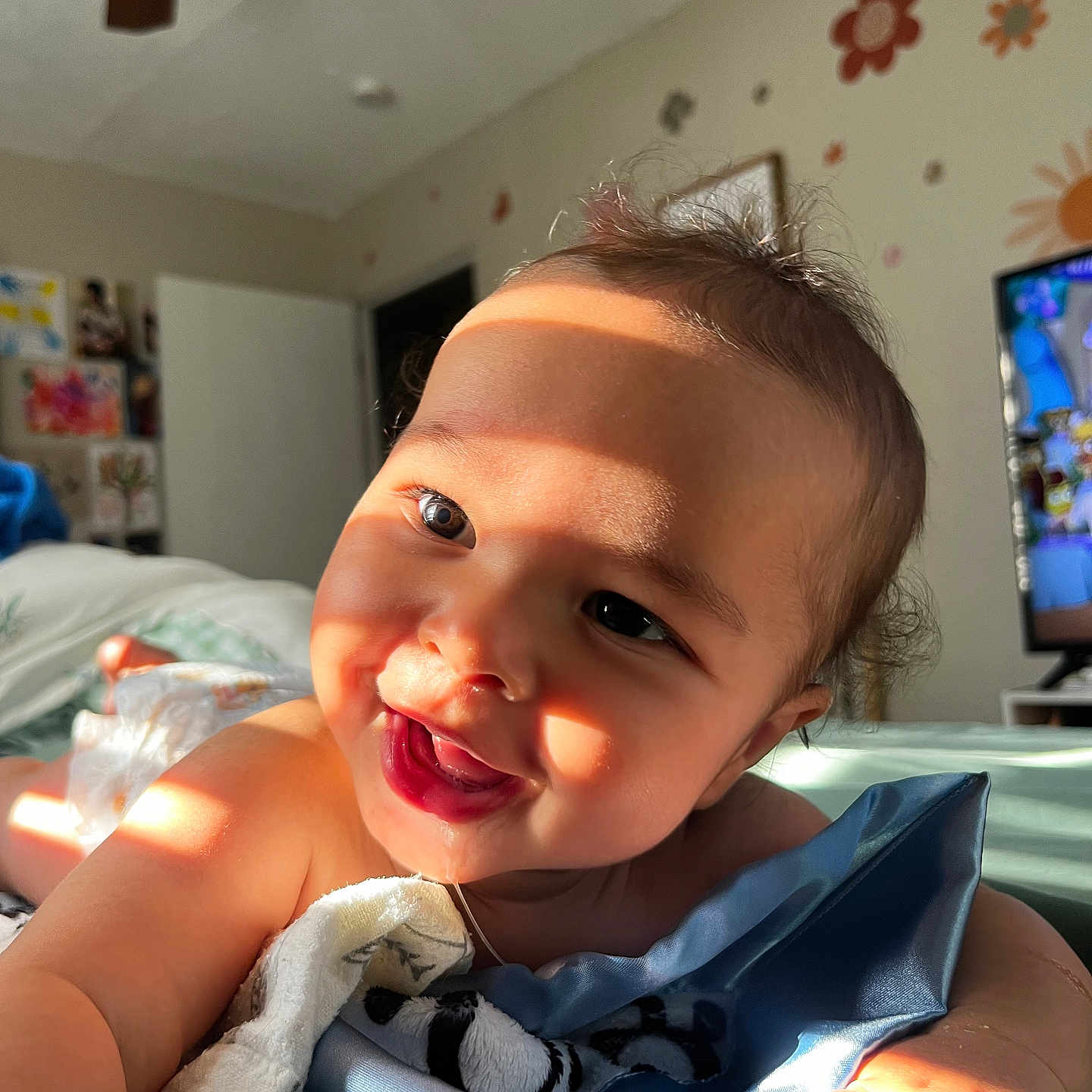 Jessiah joined the competition — help win amazing prizes! appliance, baby, bodypart, ceilingfan, computerhardware, device, electricaldevice, electronics, face, finger, hand, happy, hardware, head, monitor, person, photography, portrait, screen, smile