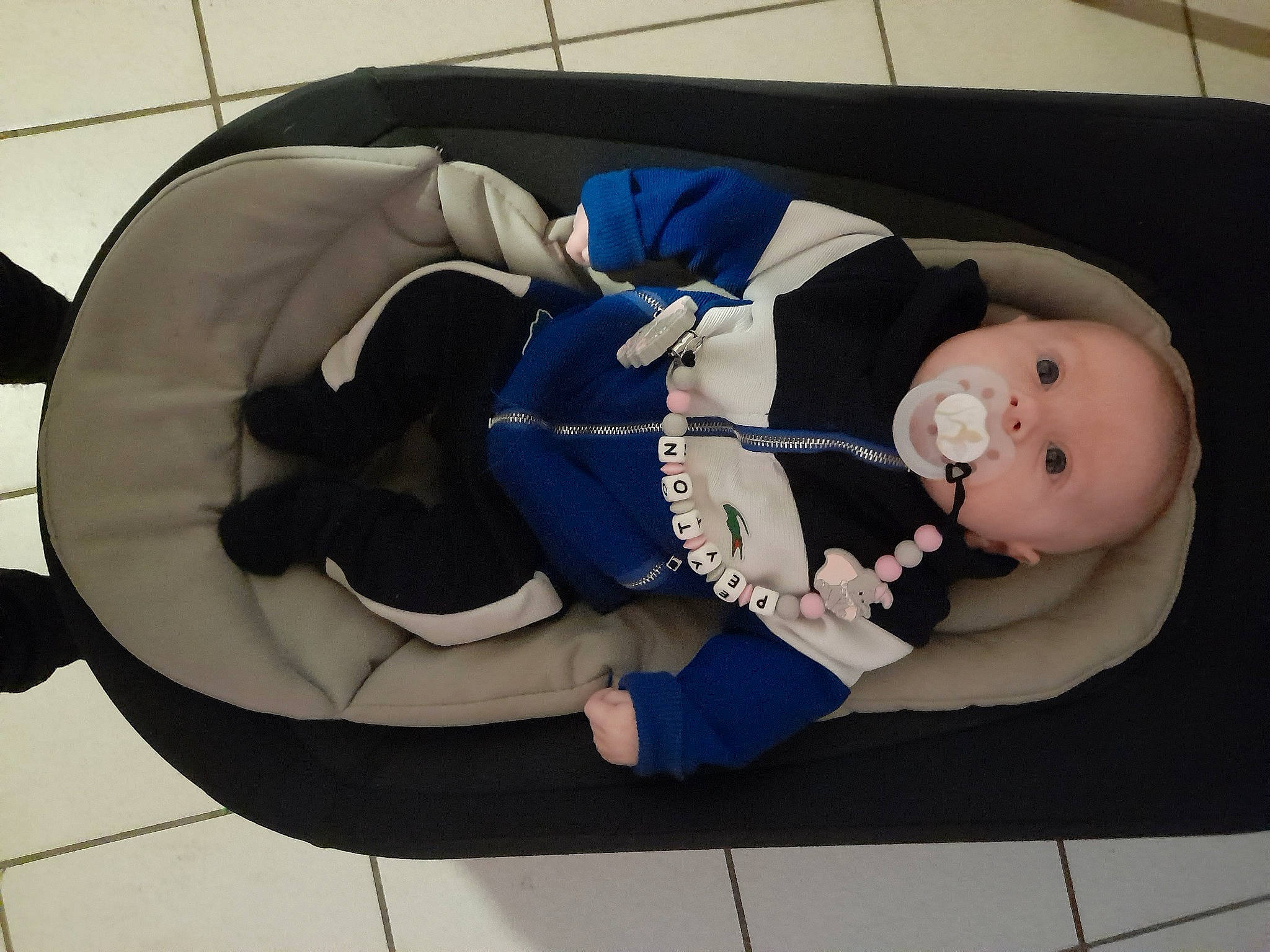 Peyton participe au concours pour gagner de l'argent avec cette photo : baby, baby_carriage, baby_products, baby_toddler_clothing, backpack, bag, child, comfort, costume, electric_blue, fashion_accessory, fun, hat, human_body, lap, person, personal_protective_equipment, sitting, smile, thigh