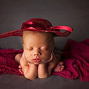 Lindsay is registered to the contest to win money with this photo:
