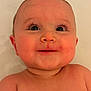 Charly a rejoint le concours — aidez-le/la à gagner de superbes lots ! baby, infant, portrait, face, eyes, eyelashes, cheeks, smile, looking_up, forehead, nose, mouth, ears, neck, bare_shoulders, skin, closeup, indoor, cute, newborn