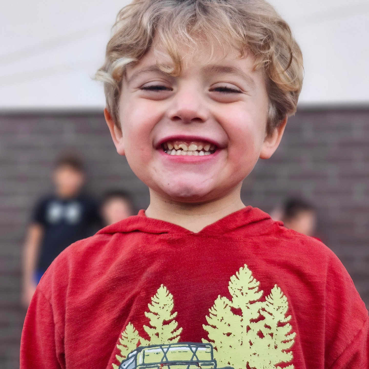 Elijah joined the competition — help win amazing prizes! bodypart, boy, car, child, clothing, face, happy, head, longsleeve, male, mouth, person, photography, portrait, sleeve, smile, t_shirt, teeth, transportation, vehicle