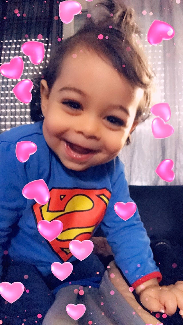 Adel participe au concours pour gagner de l'argent avec cette photo : cheek, child, cool, ear, face, fun, happy, head, heart, joy, lip, person, pink, play, skin, smile, toddler